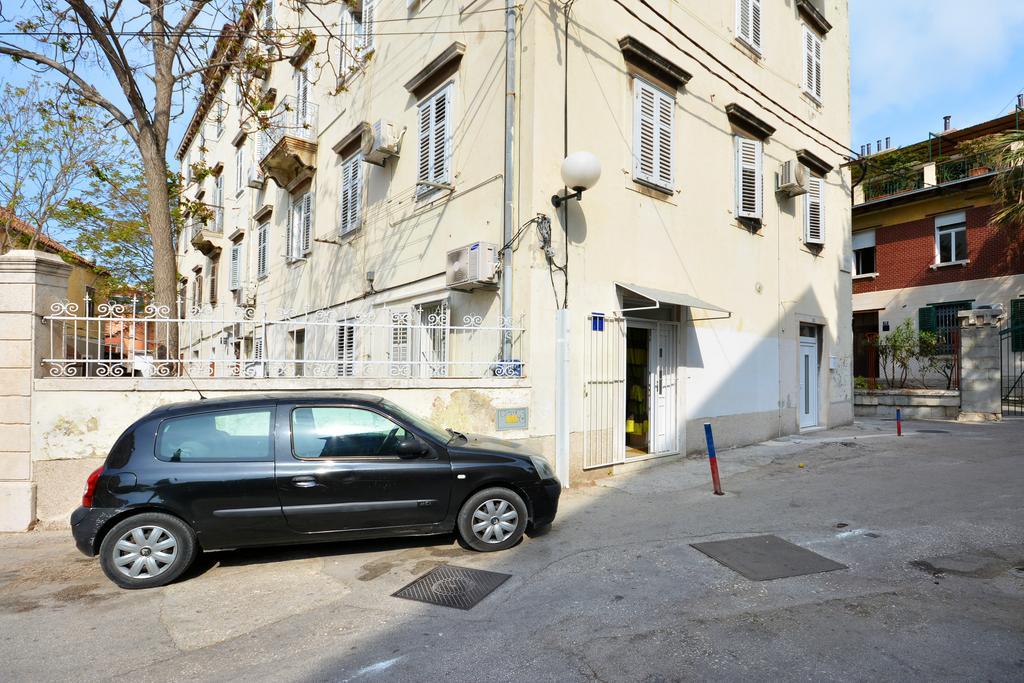 Studio Apartment Nika Free Parking Split Exteriör bild